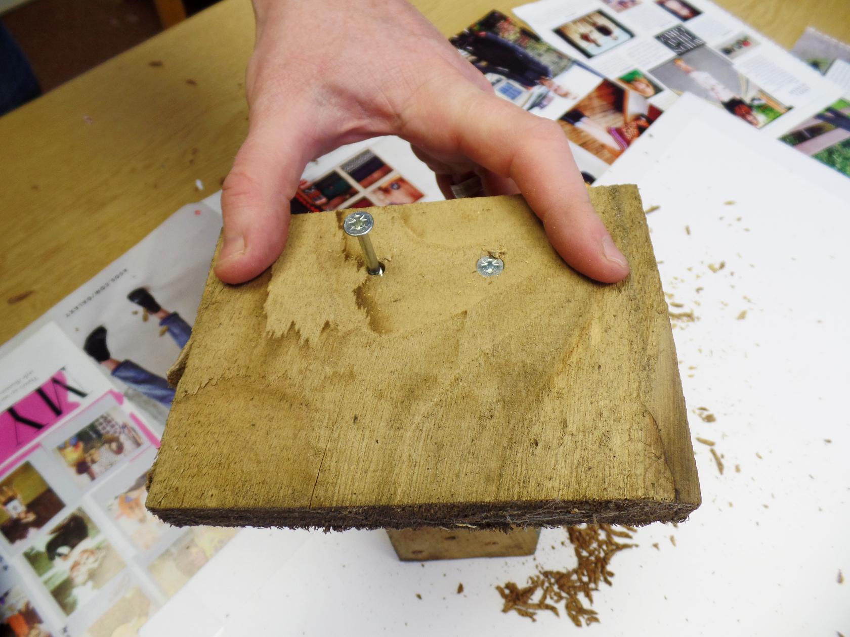 Creating the roof of a bee house Creating the roof of a bee house